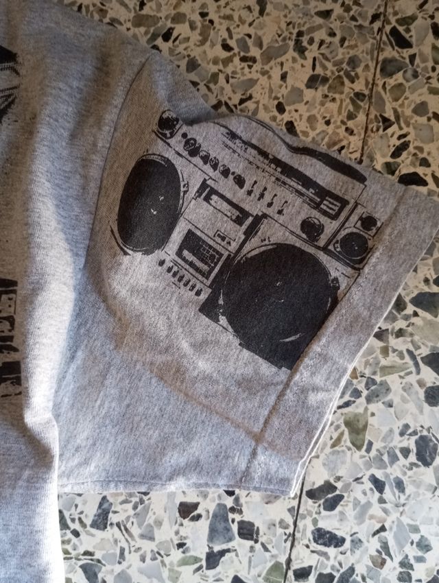 Camiseta Famous Style hip hop rap 