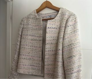 Chaqueta tipo Chanel con lurex azul y beige