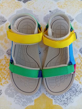 Sandalias niño multicolor talla 34