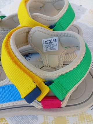 Sandalias niño multicolor talla 34