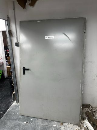 Puerta cortafuegos Almacen. 