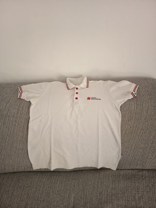 Polo Colegio Amigonianos - Talla M