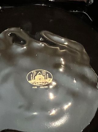 CENICERO DE CERAMICA FINA hexagonal