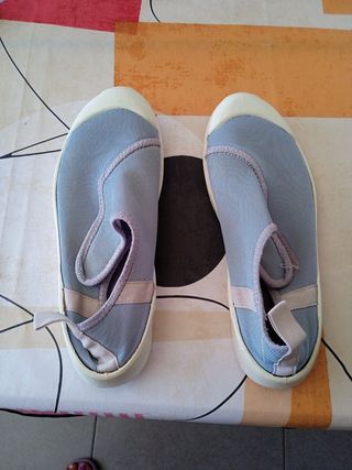 Zapatillas agua