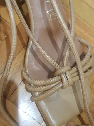 Sandalias tacón beige - talla 37