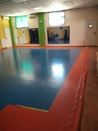 Alquiler local gimnasio