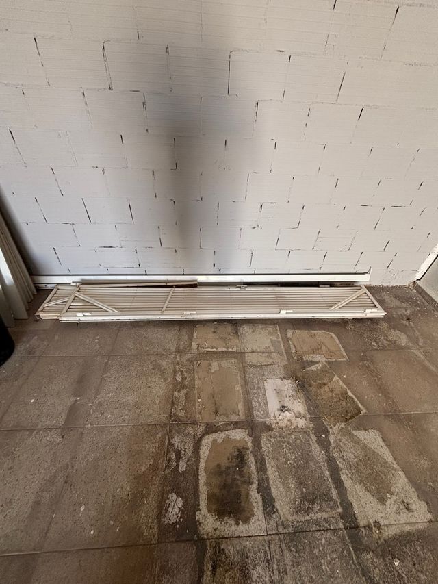 Reja plegable blanca