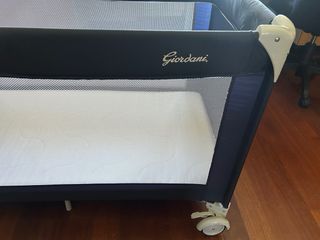 Cuna viaje bebé plegable en perfectas condiciones 