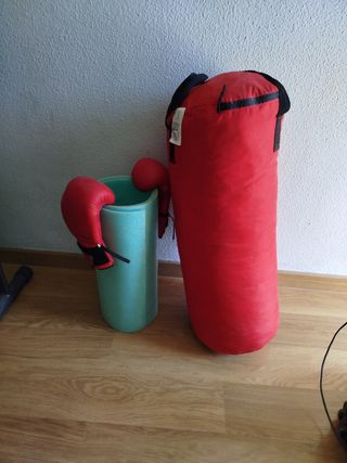 Saco boxeo rojo + guantes