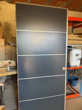 Puerta Acorazada gris - 1 ud.