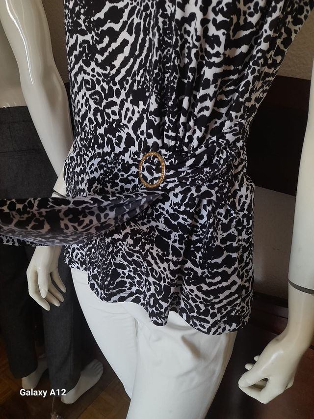Blusa Michael Kors - Negra y Blanca