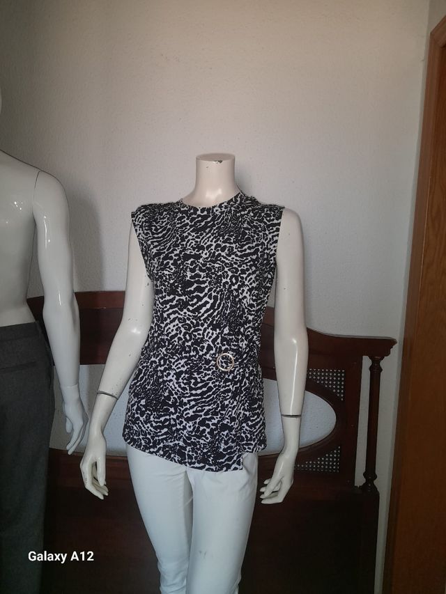 Blusa Michael Kors - Negra y Blanca