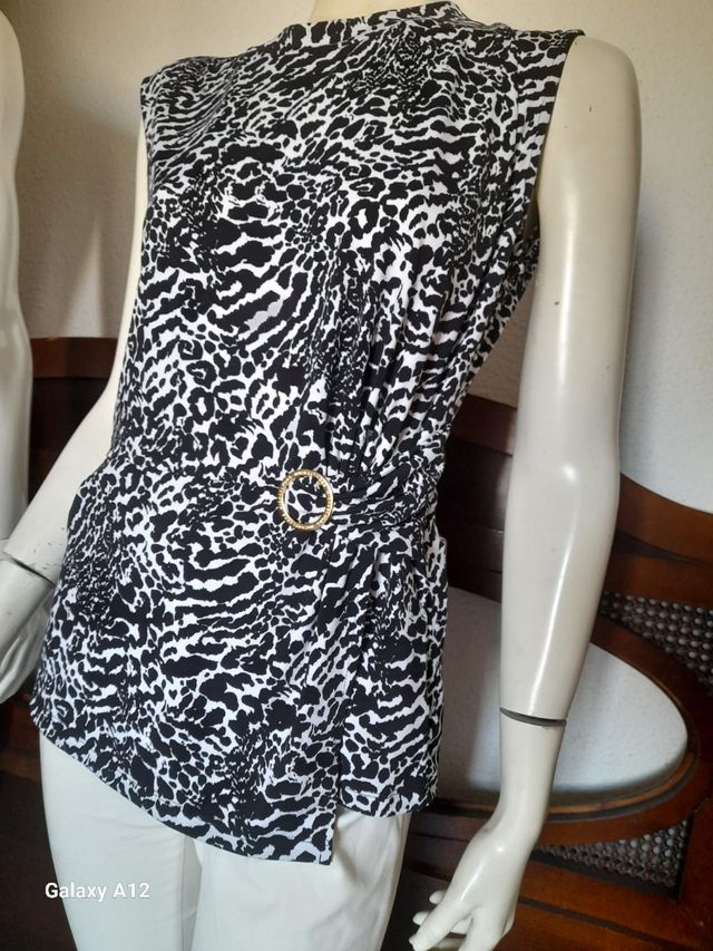 Blusa Michael Kors - Negra y Blanca