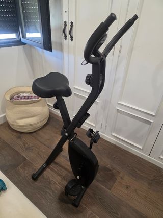 Bicicleta estática plegable