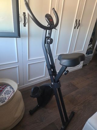 Bicicleta estática plegable