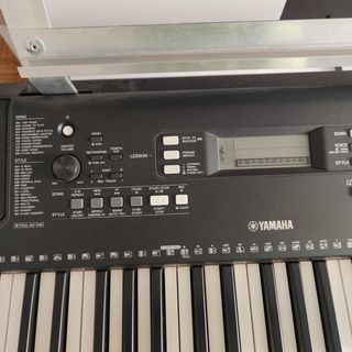 Teclado Yamaha PSR-E363