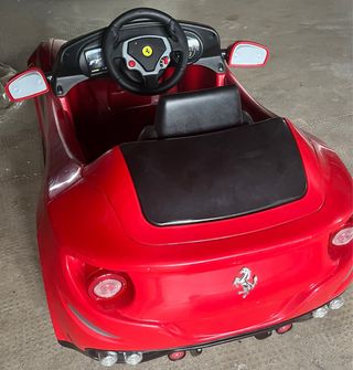 Auto elettrica Ferrari per bimbi