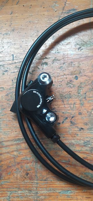 Frenos Shimano 105 R7070