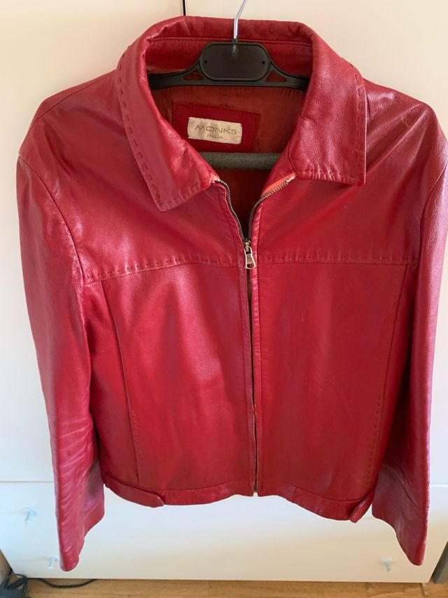 cazadora  marca monos   Italia