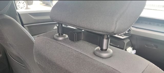 Supporto poggiatesta auto