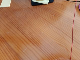 Escritorio madera marrón esquinero