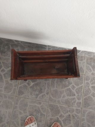 Revistero madera vintage marrón