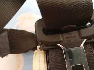 Cinturón seguridad BMW 33005876