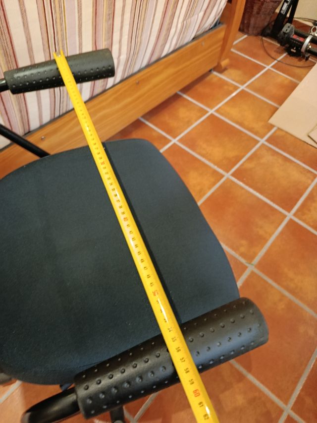 Silla oficina giratoria negra