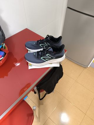 Zapatillas New Balance 411 - Gris/Verde - 43