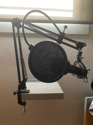 Micrófono Gaming - Brazo de suspensión