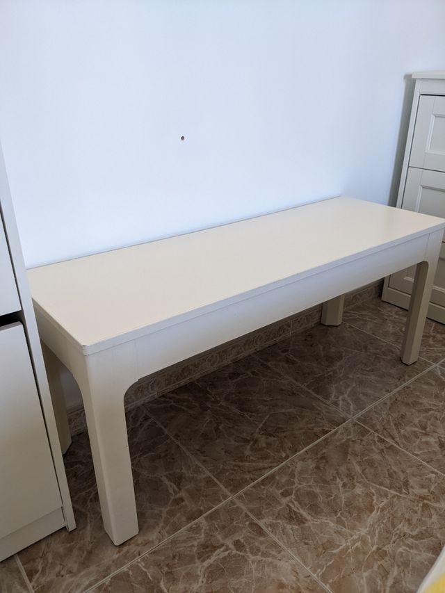 Banco Ikea Ekedalen blanco cojines