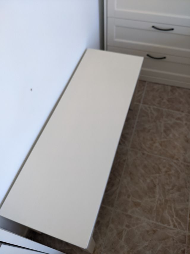 Banco Ikea Ekedalen blanco cojines