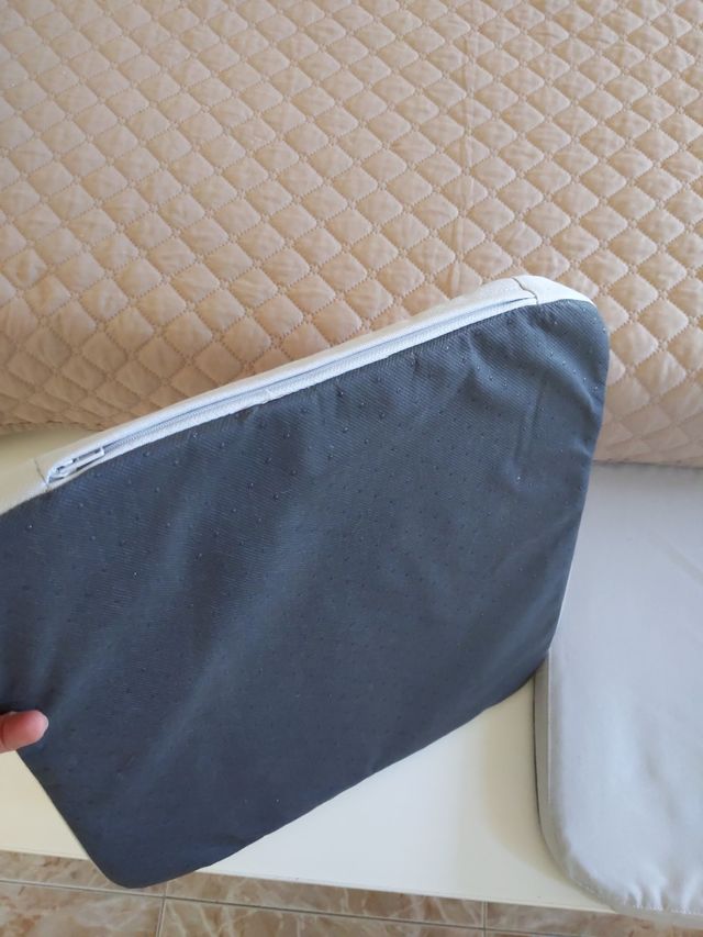 Banco Ikea Ekedalen blanco cojines