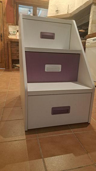 Escalera-cajón infantil