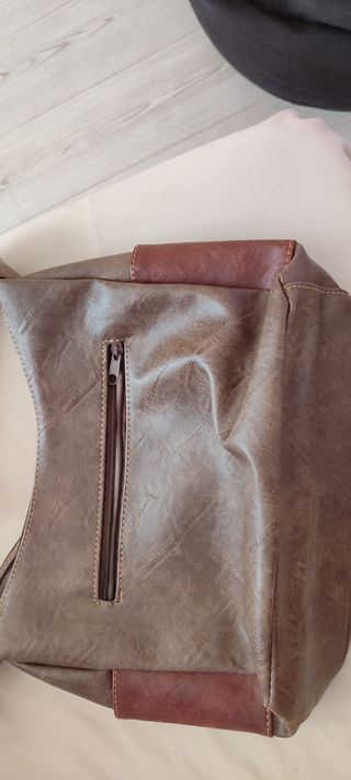 Bolso bandolera CHARM & SHAPE marrón