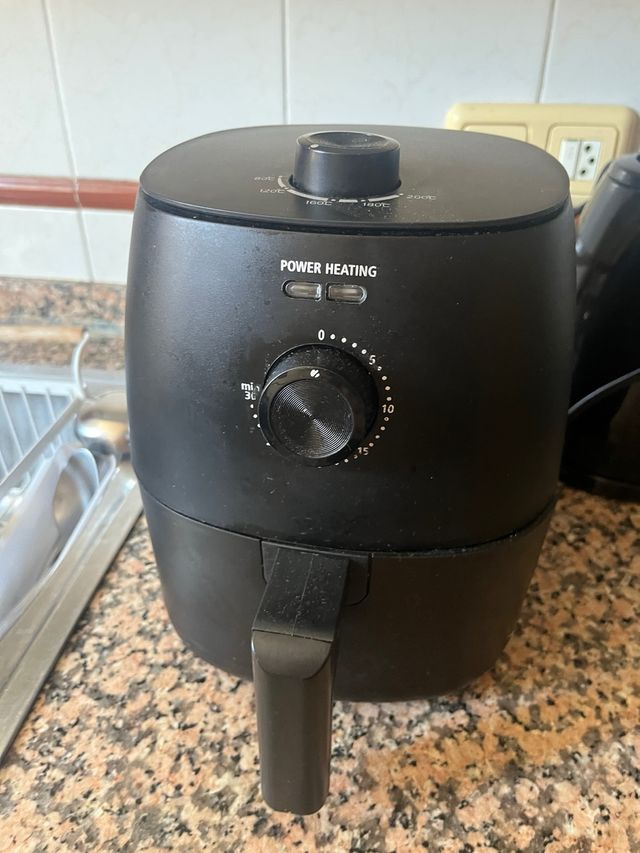 Freidora de aire Tristar 2L