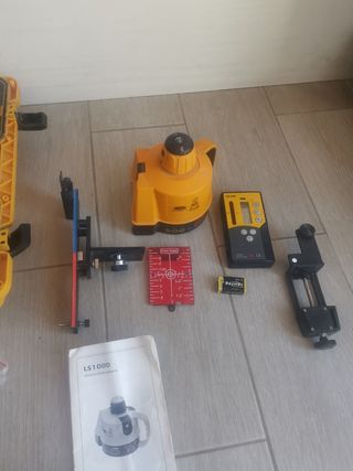Nivel láser automático LS1000