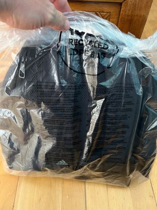 Mochila Adidas negra nueva