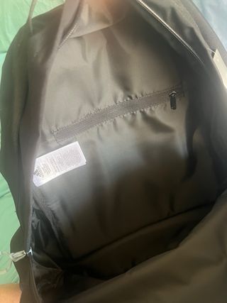 Mochila Adidas negra nueva