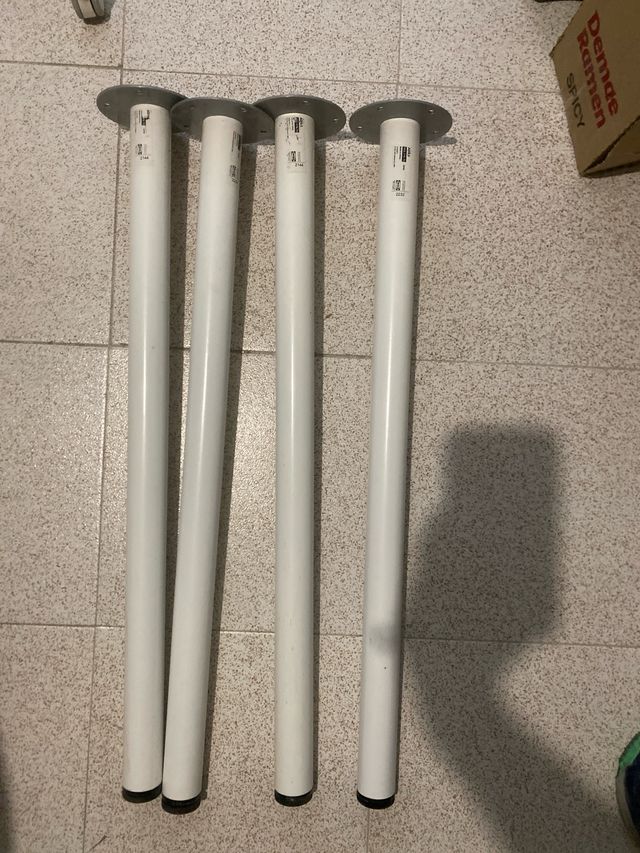 4 Patas mesa IKEA ADILS blanca metal