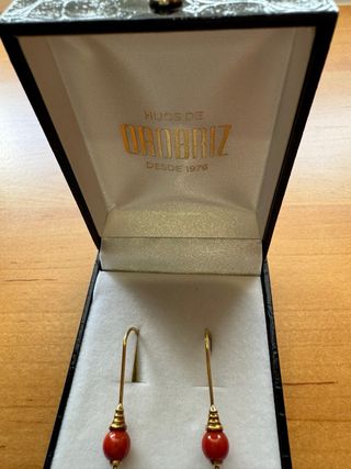 Pendientes Orobriz oro 1ª ley coral