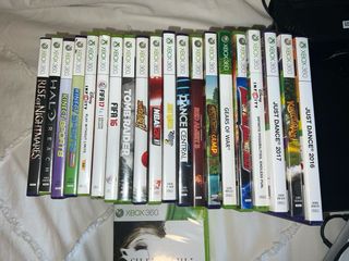 Xbox 360 Slim 250GB + Kinect + 21 juegos