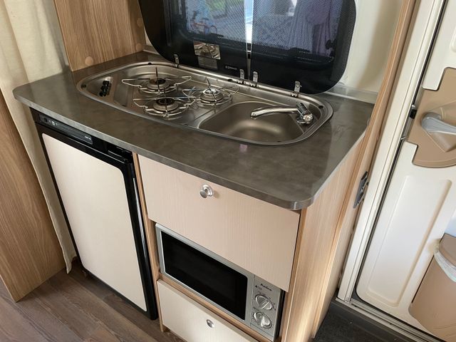 Caravana Burstner Premio Plus 510 tk (2017)