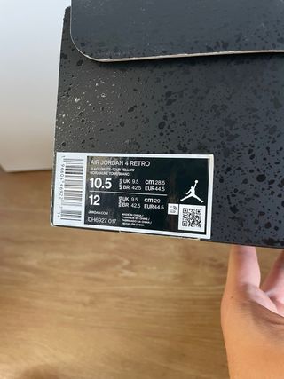 Jordan 4 Thunder