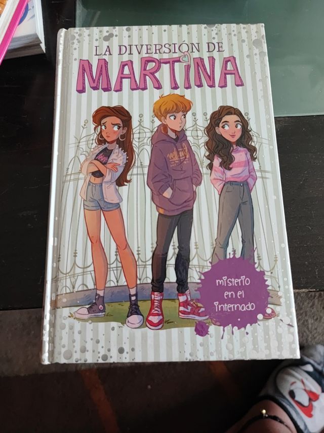 Misterio en el internado (La diversión de Marti...