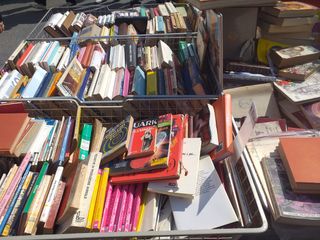 LIBRI CIRCA 350 COME NUOVI MA DAGLI ANNI 60 IN POI