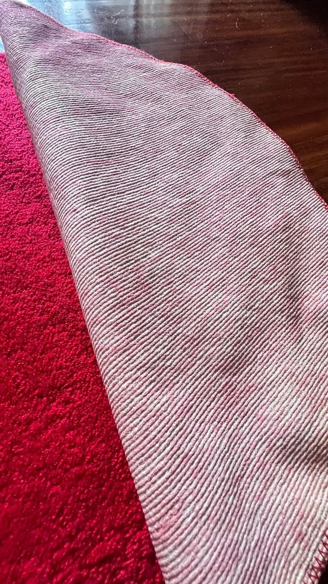 Alfombra roja 65cm - Tejido