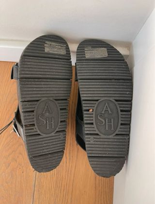 Sandalias Ash negras plataforma
