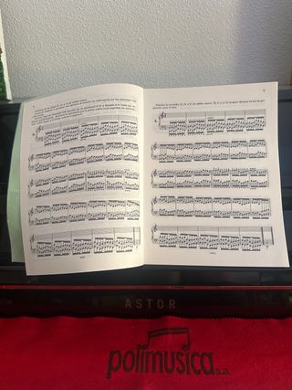 Hanon El Pianista Virtuoso - Piano