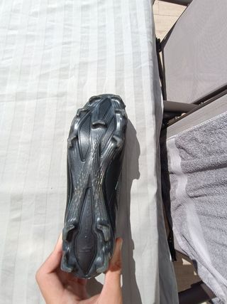 Botas fútbol Skechers - talla 42